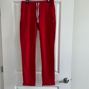 FIGS YOLA SIZE SMALL TALL